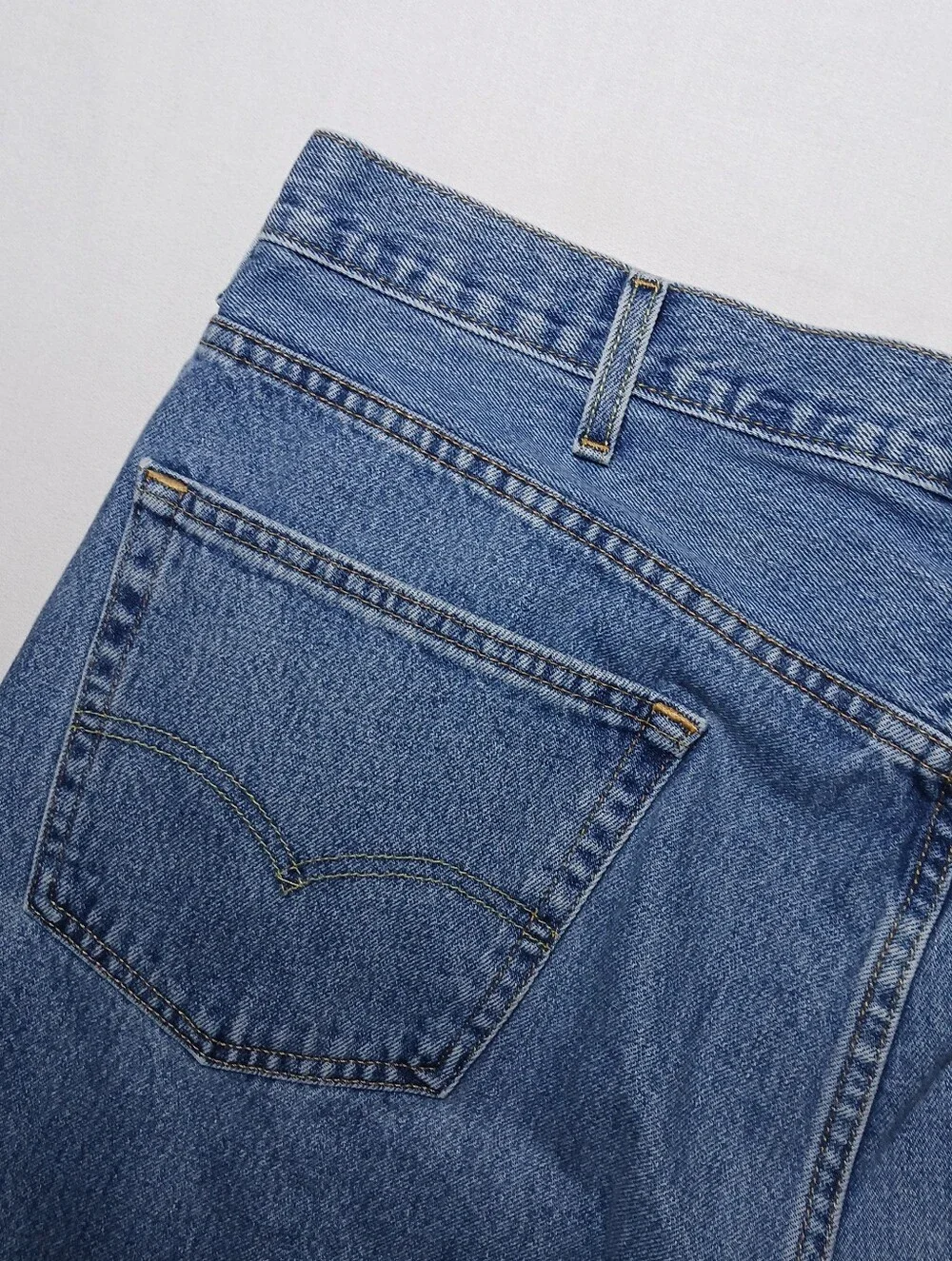 Levi's 550 Mens Relaxed Fit Jeans 44X30 Medium Wash Denim